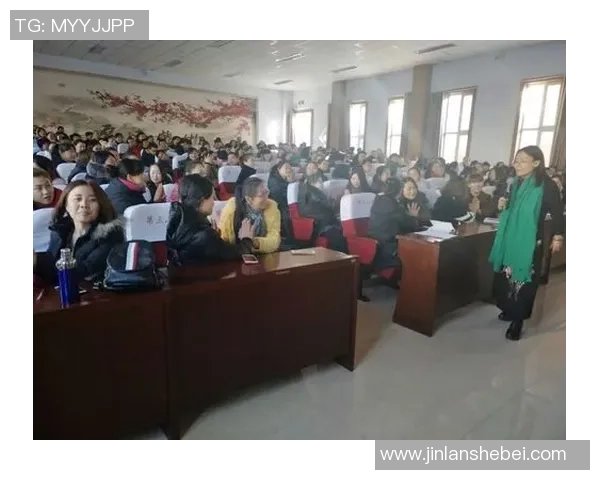 《变身足球巨星特效揭秘，带你体验从平凡到传奇的瞬间》