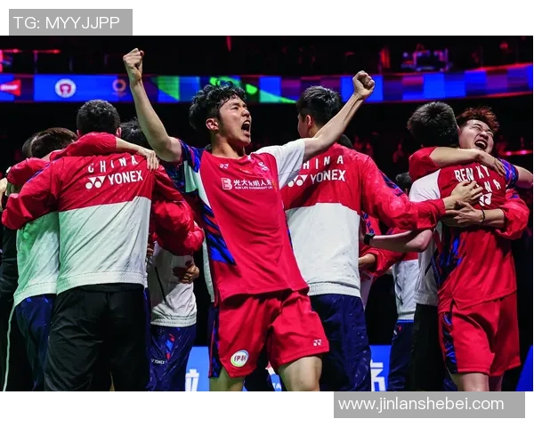 足球星轨迹见证绿茵传奇岁月点亮梦想与荣耀征程 足球星轨迹见证绿茵传奇岁月点亮梦想与荣耀征程