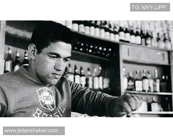 足球队12号球星的背后故事与影响力分析 足球队12号球星的背后故事与影响力分析