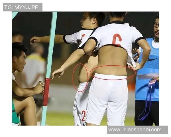 那些在身上纹着中国汉字的著名足球球星及其背后故事揭秘 那些在身上纹着中国汉字的著名足球球星及其背后故事揭秘